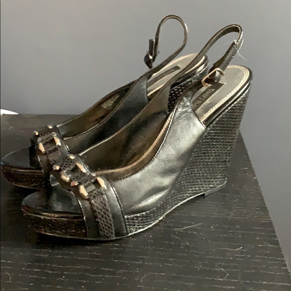 Open toed platform Shoes